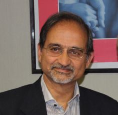  проф. Шекхар Саксена
